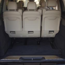 CAR HIRE MERCEDES CLASS V AUT IN MARBELLA