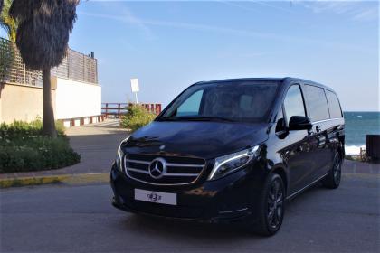 CAR HIRE MERCEDES CLASS V AUT IN MARBELLA